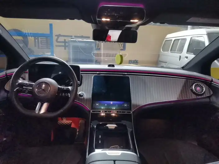 Mercedes-Benz EQE 2022 Model EQE 350 Pioneer Edition – фото 6