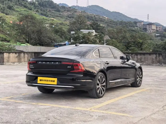 Volvo S90 2024 Model B5 Smart Range Deluxe Edition – фото 6