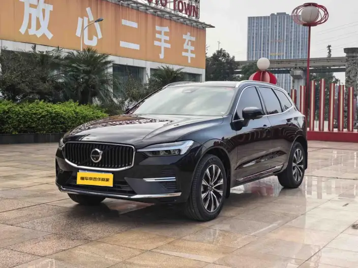 Volvo XC60 2024 Model B5 4WD Smart Range Deluxe Edition
