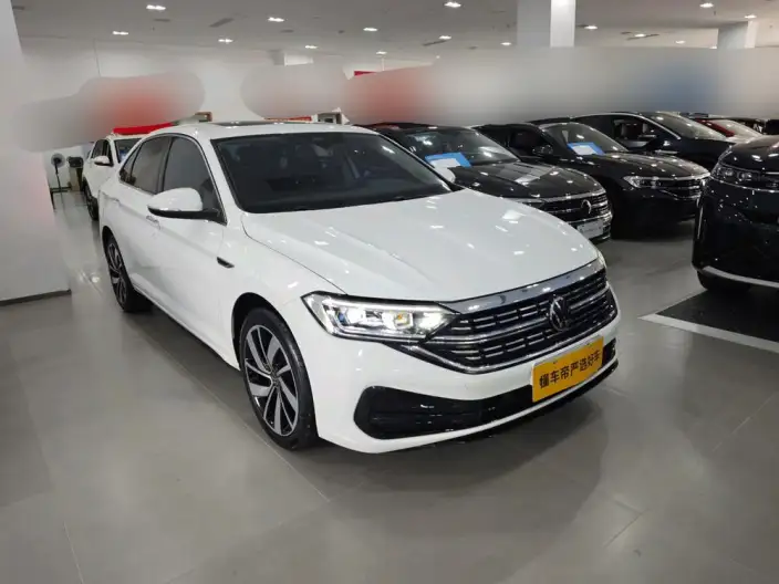 Volkswagen Sagitar 2023 Model 300TSI DSG Beyond Edition – фото 2