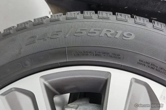 Ford Edge 2022 Model PLUS EcoBoost 245 4WD Sebring Model 7 seat – фото 8