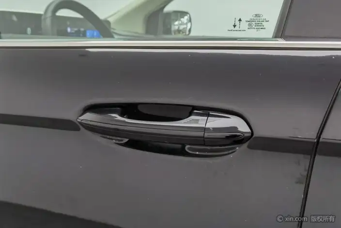 Ford Edge 2022 Model PLUS EcoBoost 245 4WD Sebring Model 7 seat – фото 10