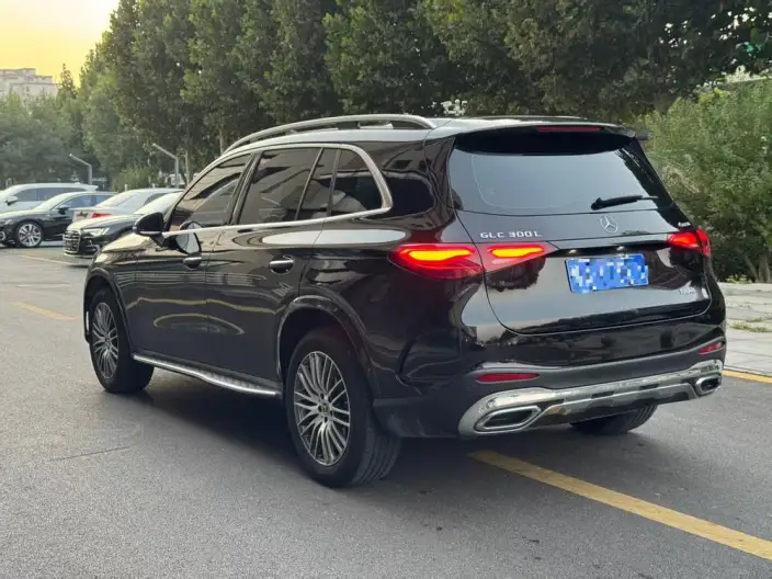 Mercedes-Benz GLC 2025 Model Facelift GLC 300 L 4MATIC Dynamic Model 5 seat – фото 4