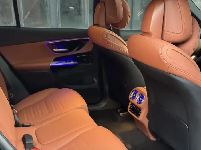 Mercedes-Benz GLC 2025 Model Facelift GLC 300 L 4MATIC Dynamic Model 5 seat – фото 9
