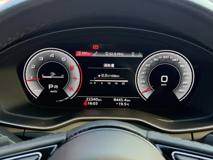 Audi A4 L 2023 Model 40 TFSI quattro Luxury Dynamic Model – фото 10