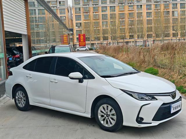 Toyota Corolla 2022 1.2T S-CVT Pioneer PLUS – фото 3