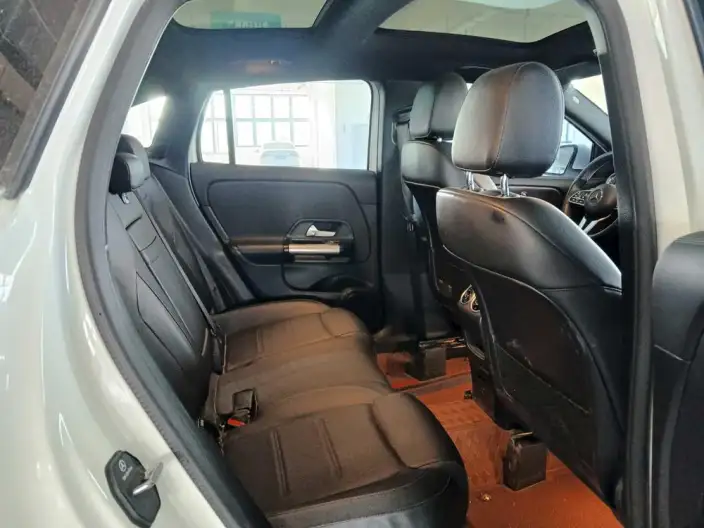 Mercedes-Benz GLA 2023 Model GLA 220 – фото 9
