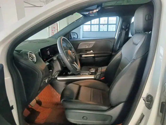 Mercedes-Benz GLA 2023 Model GLA 220 – фото 10