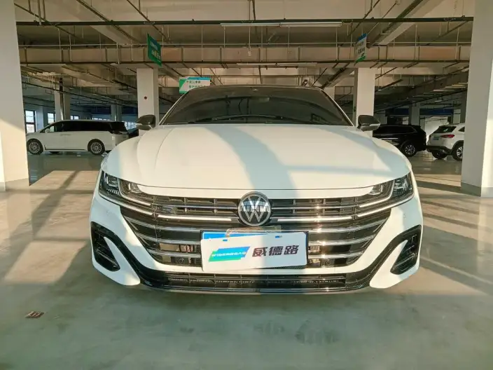 Volkswagen CC 2023 Model 380TSI Eye-catching version – фото 2