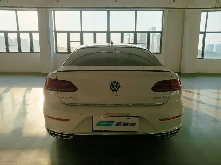 Volkswagen CC 2023 Model 380TSI Eye-catching version – фото 5