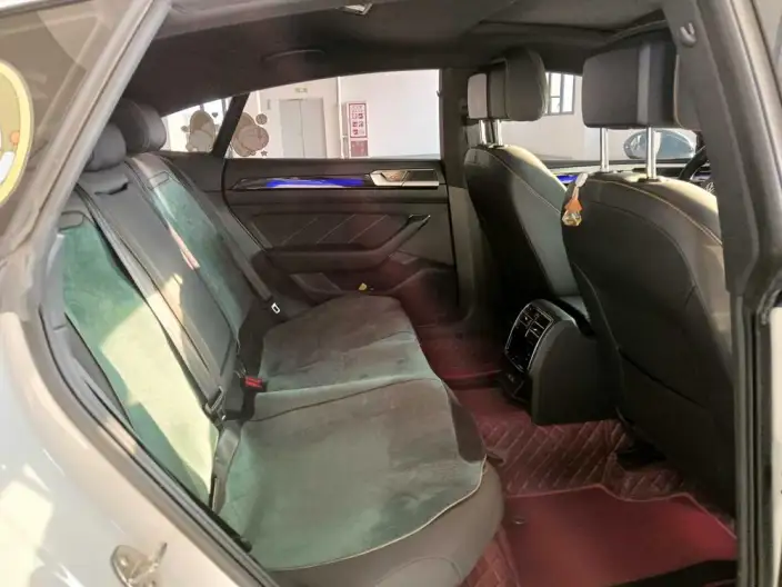 Volkswagen CC 2023 Model 380TSI Eye-catching version – фото 9