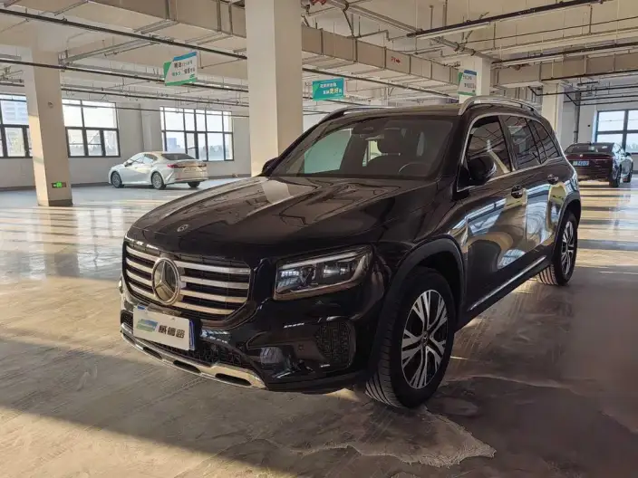 Mercedes-Benz GLB 2024 Model GLB 220 Dynamic Model – фото 1