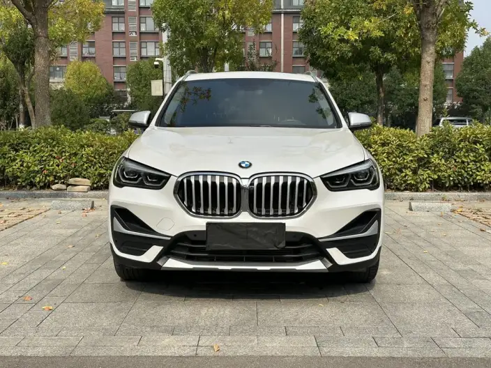 BMW X1 2022 Model sDrive20Li Exclusive Model – фото 2