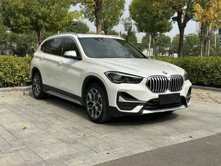 BMW X1 2022 Model sDrive20Li Exclusive Model – фото 3