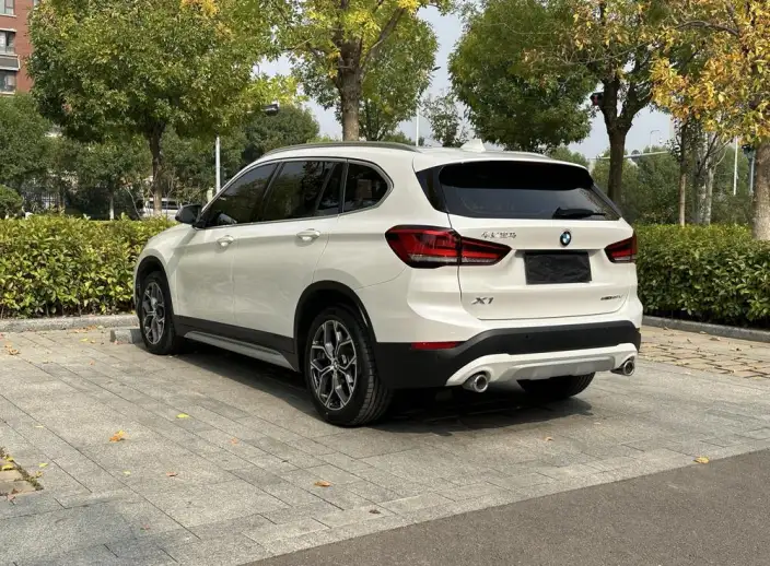 BMW X1 2022 Model sDrive20Li Exclusive Model – фото 4