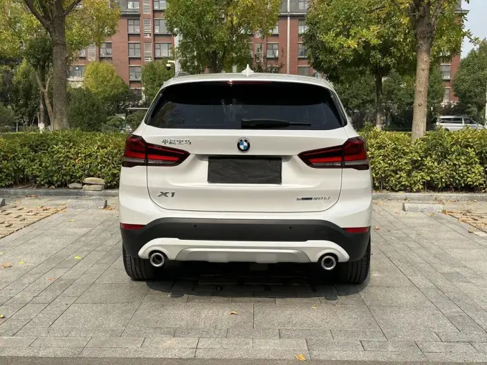 BMW X1 2022 Model sDrive20Li Exclusive Model – фото 5
