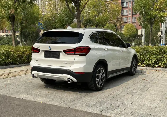 BMW X1 2022 Model sDrive20Li Exclusive Model – фото 6