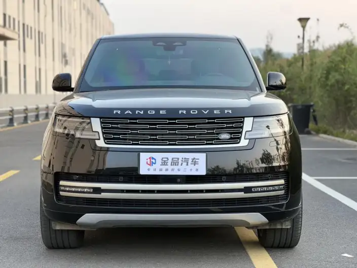 Range Rover 2024 Model 3.0 L6 400PS Shengshi Extended Edition 7 seat