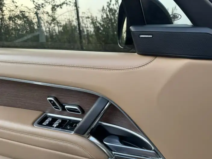 Range Rover 2024 Model 3.0 L6 400PS Shengshi Extended Edition 7 seat – фото 9