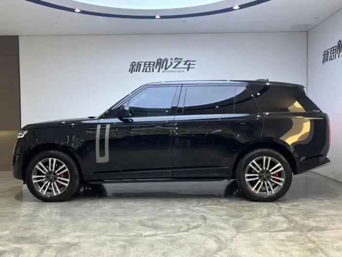 Range Rover 2023 Model Facelift 3.0 L6 400PS Shengshi Extended Edition