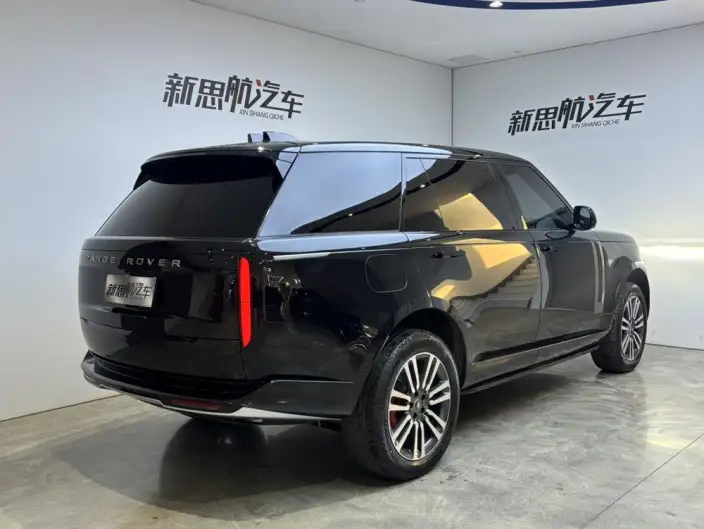 Range Rover 2023 Model Facelift 3.0 L6 400PS Shengshi Extended Edition – фото 7