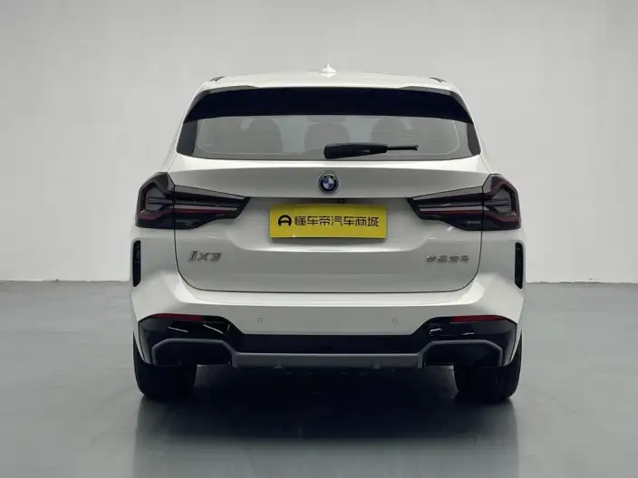 BMW iX3 2024 Model Leading Model – фото 6
