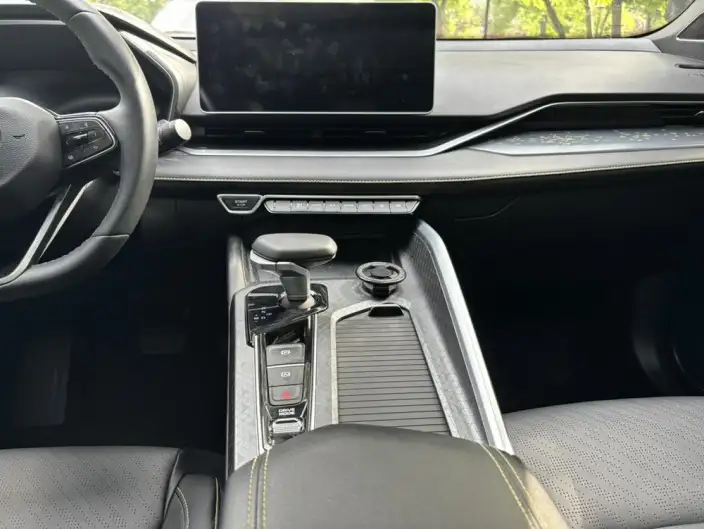 Geely StarRui 2023 Model 1.5T Kunlun Edition – фото 8