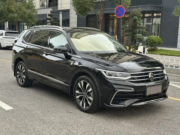Volkswagen Tiguan L 2024 Model 330TSI 2WD R-Line Enjoy the version more – фото 3
