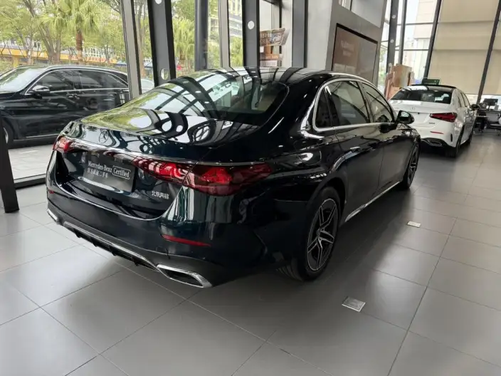 Mercedes-Benz E-Class 2024 Model E 260 L Sports sedan – фото 5