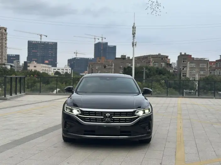 Volkswagen Passat 2024 Model 380TSI Deluxe Edition – фото 2