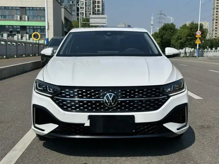 Volkswagen Lavida 2024 Model 300TSI DSG Starry Sky Manyi Edition – фото 2