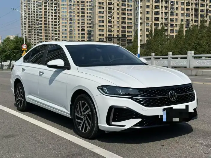 Volkswagen Lavida 2024 Model 300TSI DSG Starry Sky Manyi Edition – фото 3