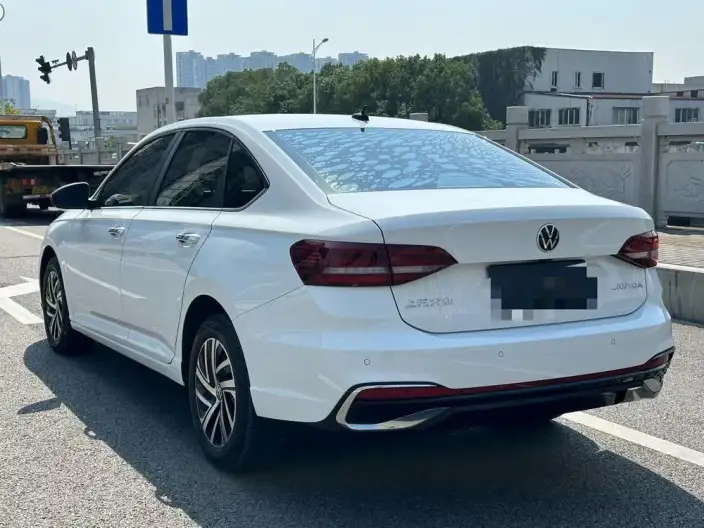 Volkswagen Lavida 2024 Model 300TSI DSG Starry Sky Manyi Edition – фото 4