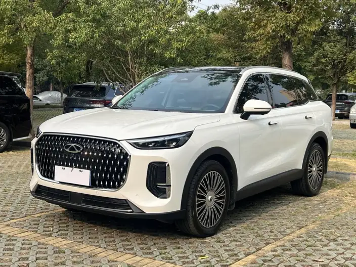 Chery Tiggo 8L 2024 Model 2.0T Automatic Premium Edition