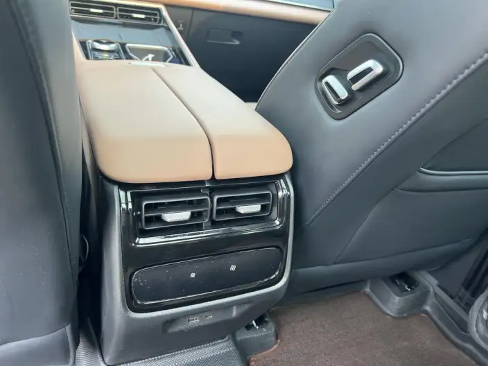 Chery Tiggo 8L 2024 Model 2.0T Automatic Premium Edition – фото 7