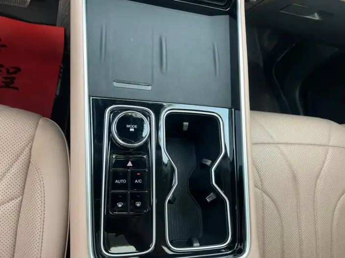 Chery Tiggo 8L 2024 Model 2.0T Automatic Premium Edition – фото 10