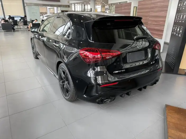Mercedes-Benz A-Class AMG Imported 2025 Model Facelift AMG A 35 4MATIC – фото 3