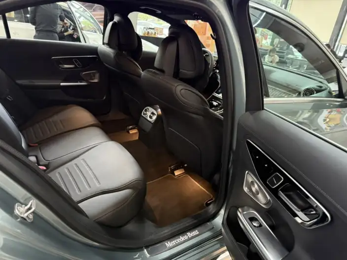 Mercedes-Benz C-Class 2026 Model C 260 L Sports sedan – фото 8