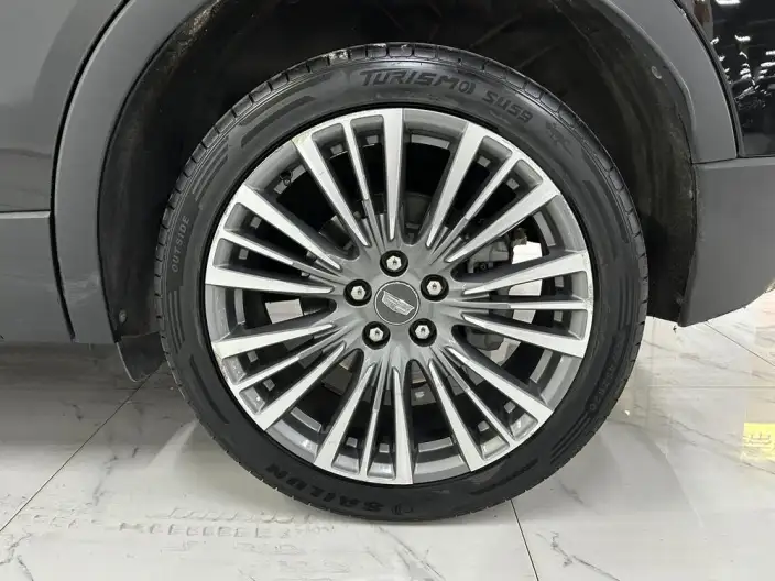 Cadillac XT4 2024 Model 28T 2WD Noble Model – фото 9