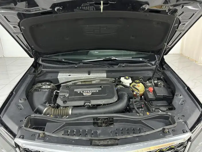 Cadillac XT4 2024 Model 28T 2WD Noble Model – фото 10