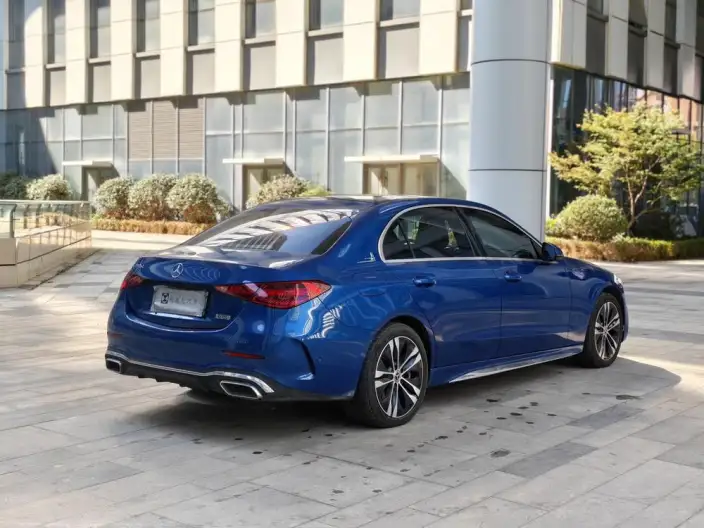 Mercedes-Benz C-Class PHEV 2023 Model C 350 eL – фото 7