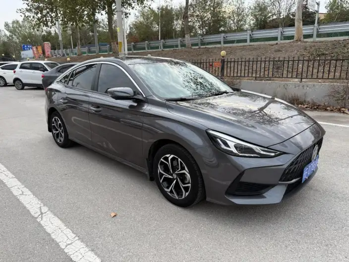 MG5 2023 Model 180DVVT CVT Youth Deluxe Edition – фото 3