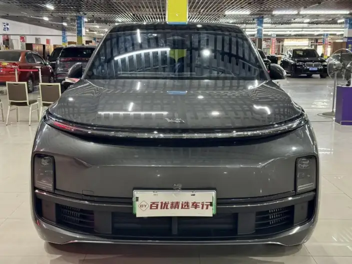 Li Auto L8 2023 Model Pro Edition