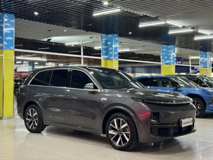 Li Auto L8 2023 Model Pro Edition