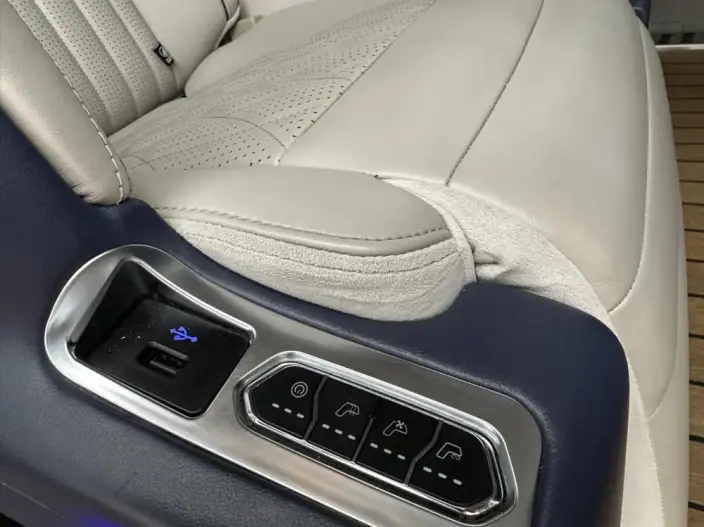 Buick GL8 2022 Model Business class 652T Luxury Model – фото 8