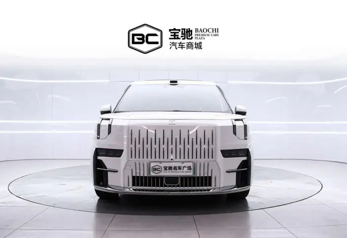 ZEEKR 009 2024 Model VI seat Executive Edition 4WD 108kWh