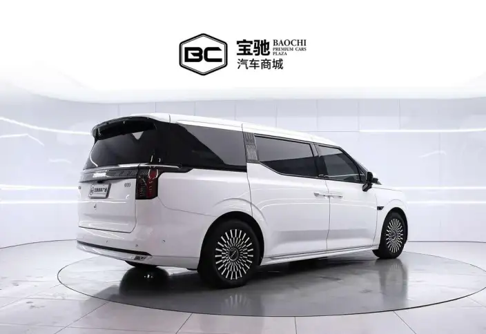 ZEEKR 009 2024 Model VI seat Executive Edition 4WD 108kWh