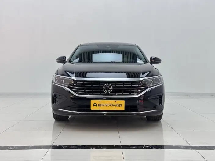 Volkswagen Passat 2022 Model 330TSI Deluxe Edition – фото 2