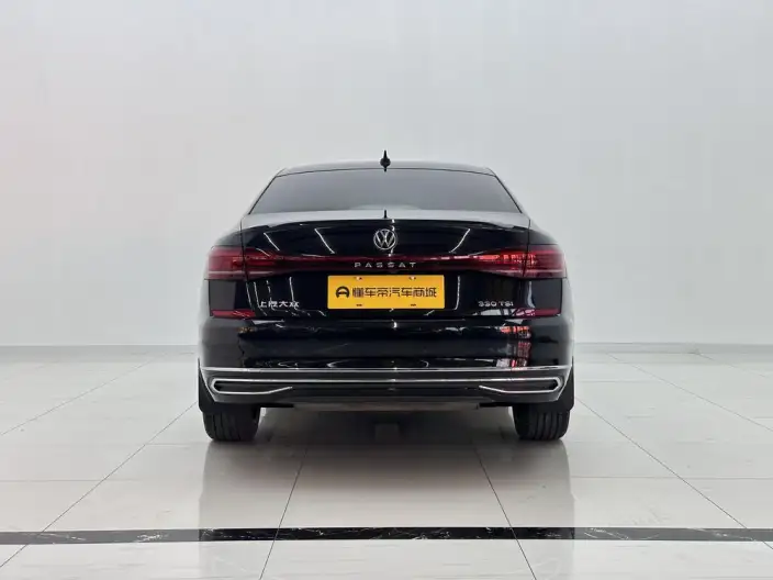 Volkswagen Passat 2022 Model 330TSI Deluxe Edition – фото 6