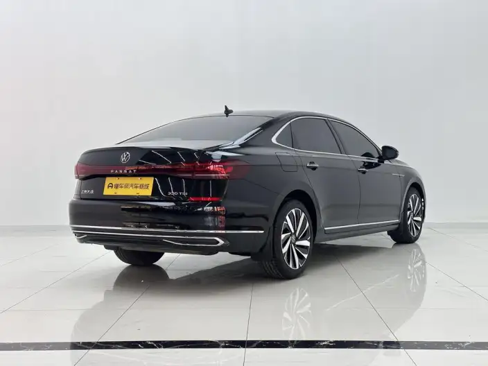 Volkswagen Passat 2022 Model 330TSI Deluxe Edition – фото 7